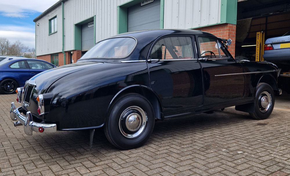 1959 Wolseley Six Ninety | Classic Car Restoration | Carrosserie