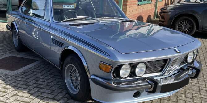 Classic BMW Restoration Services | Carrosserie