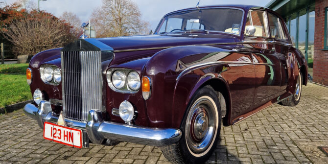 Classic Rolls Royce Restoration Services | Carrosserie