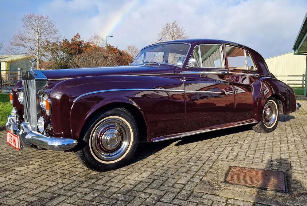 Why Choose Us For Your Rolls Royce Restoration Needs? Classic Rolls Royce Restoration Services | Carrosserie