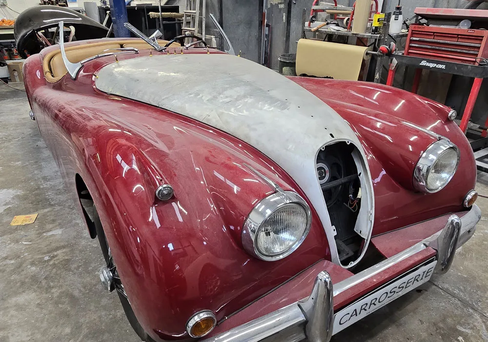 1956 Jaguar XK140 | Classic Car Restoration | Carrosserie