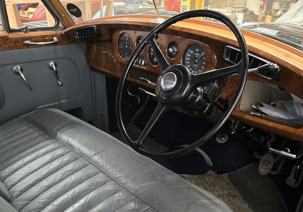 1960 Bentley Series 2 | Classic Car Restoration | Carrosserie