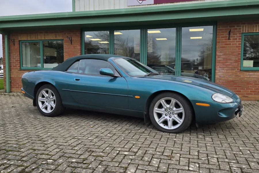 1997 Jaguar XK8 - 10th December 2024 - 1